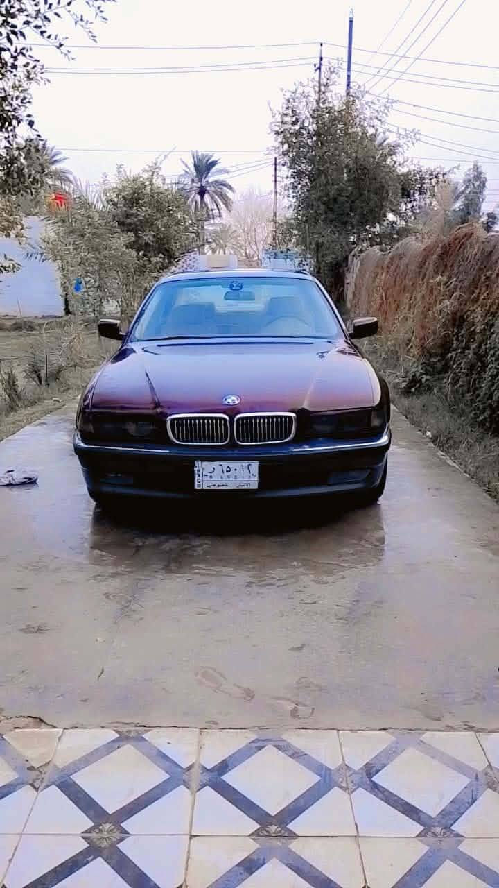 السلام عليكم
 بيم دبليو. BMWخفاش موديل ٩٥مصبوغه عام بدون معجون جماليه محرك ٨ سلندر. محرك. وكير تما م... صدر امامي خلفي جديد اي نقص مابيه السعر ٥٠ وبيه مجال بسيط
رقم تلفون ***********. 
مكاني بالحله
اخوان مكلف بلنشر اتصل على الرقم وبيه واتساب
