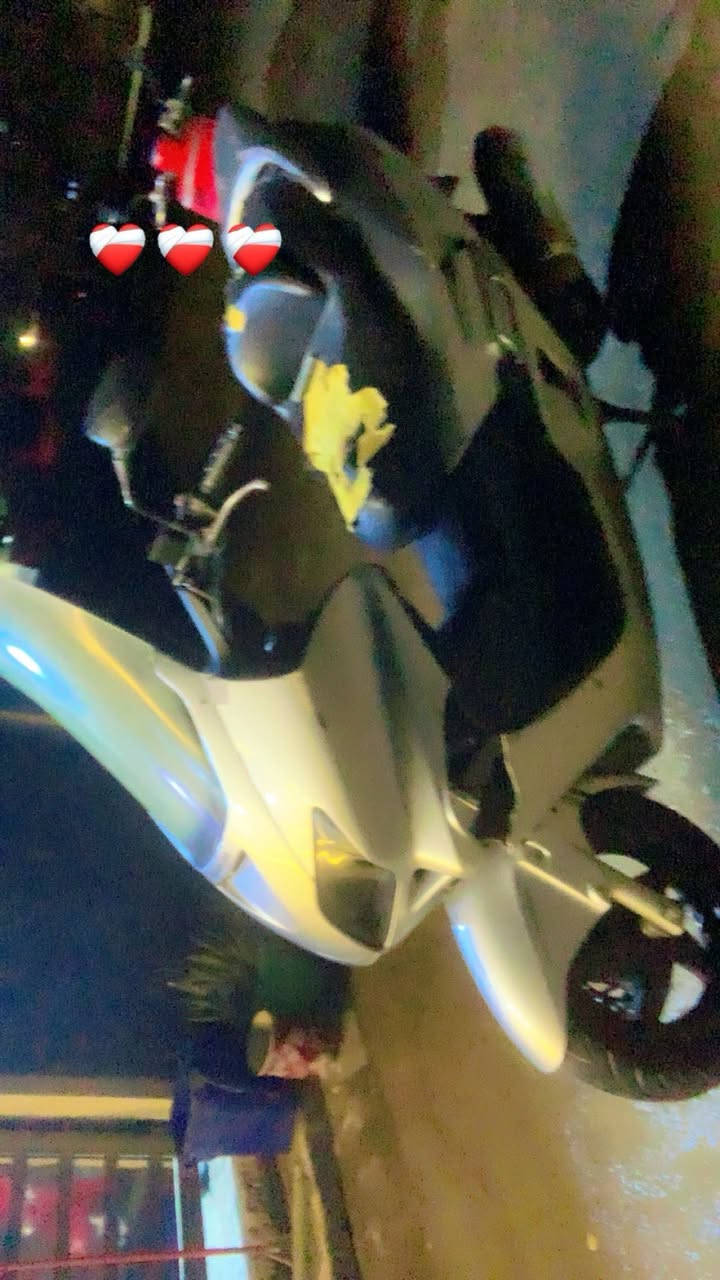 السلام عليكم فورزه 0/6 دراجه مكينه بلاديه كفرات شويه مشخطه مستعجل على بيع عارضه ٧٠٠ بيه مجال بصيط ***********
