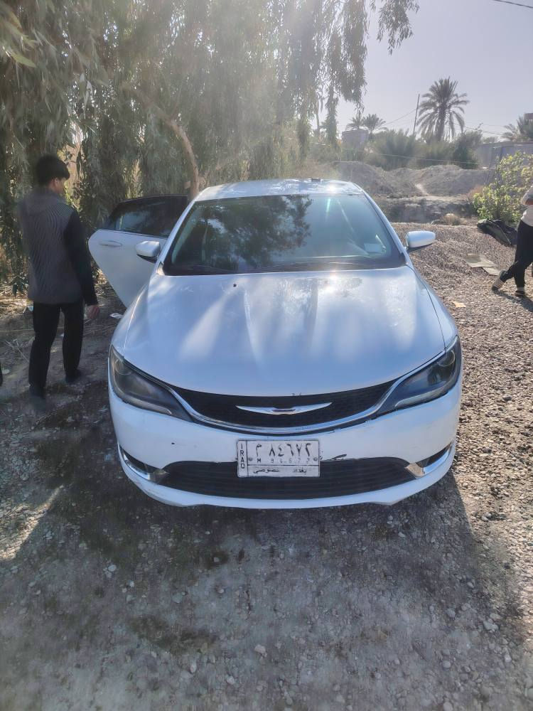 سي 200 رقم بغداد بيها قطعة وحدة صبغ ومابيها حادث محرك 2400 وباقي المواصفات معروفة موديل 15 مكانها نجف
*********** النجف, العراق
