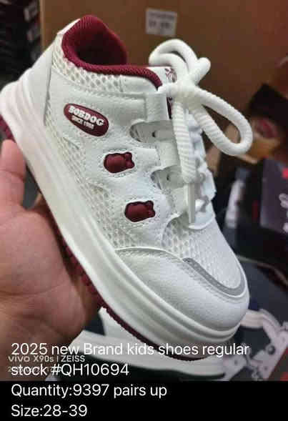 ترانشوز ولادي بناتي درجة أولى دبان طبي
متوفر من قياس 37/25 قياس راهي كبير  اقل طلب كارتون يحتوي 24 قطعة 
للاستفسار مراسلة البيج أو على الواتساب ***********
