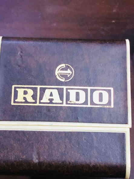 ساعة رادو  ( RADO) ديستار     
سويسري اصلي انتاج الثمانينات 
كواتز - ديستار  زجاج زفير      
من الإصدارات المحدود 
لوك غير مستعملة 
مع العلبه الأصلية والكرنتي 
للاتصال ***********
