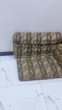 جلسه • نضيفه • ١٠ متر ونص