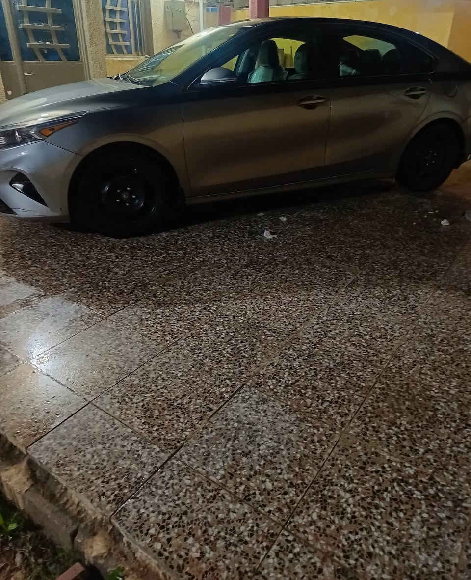 السلام عليكم للبيع فورتي 2024 بيهة بس بارد جدااقليل مأشرعليه رادار مامي خلفي توقف ذاتي حساسات بالمري تبريد امامي خلفي ماشية 50الف مكينة 2000 وبيهة بعد مواصفات الاستفسار ***********     ***********  السعر  153 مكان بغداد
