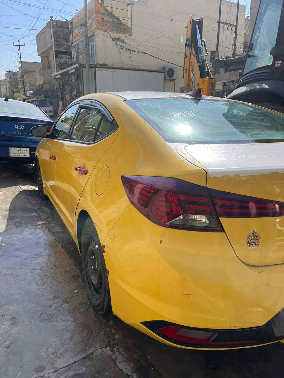 السلام عليكم النترا ١٩ امريكي سونار موجود تبديل قطعتين
كير ايتي
مكينه ٢٠٠٠
ماشيه ١٥٠
السعر ١٣٠
*********** واتساب
