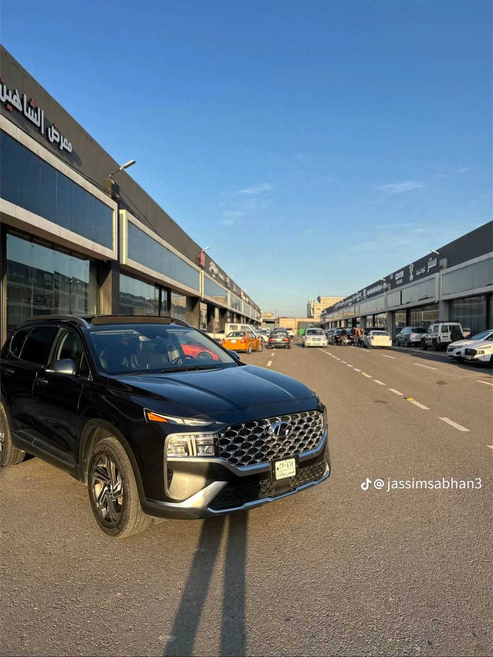 السلام عليكم سنتافي موديل 23 فول مواصفات اعلى فئه وارد امريكي لون فيراني حادثها موضح بالصورة جاملغ جهة السابق وباب السائق امبدل اصلي مصبوغ بدون دواخل ماشية 55 منفيس تترقم نينوى وجميع المحافظات غير ترقيم شمالي السيارة جاهزة شرط كير ومحرك تنفس طبيعي بدون توربو السياره بيها موصفات خير من الله تعال عالخاص وتدلل اخابر على رقم *********** العنوان موصل الأيسر المعارض الجديد معرض علي العبيدي
