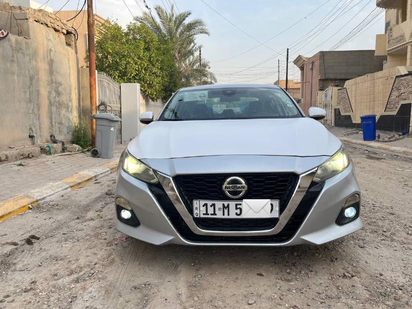 للبيع أو المراوس حسب القناعة
نيسان التما 2021 S
السعر 147وبيها مجال 
رقم بغداد دولي سنوية جديد 
وهزه جديده
 رادارت امامي خلفي جانبي
 تشغيل عن بعد
 بصمة تشغيل وابواب 
تبريد ثلج ❄️ 
مثبت سرعة
اشاير بالمري
تطعيمات كاربون فايبر شكل رياضي سبايدر وبعض الكماليات
واي كلوب مامشتغل بالدشبول 
الحادث البنيد صبغ وبيها بدايت الاشاصي الايمن  
📍الموقع: سامراء
-الاتصال على الرقم ‭ ‭ ‭0772 305 4947‬
