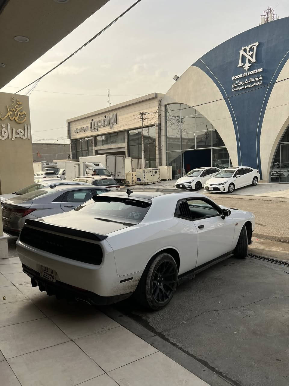 جالنجر 2019 sxt
لون ابيض ماشيه 75.000 
شاشه كبيره كامره خلفيه اناره led 
صدر امامي خلفي نضيف 
كفاله مكينه وكير 
ضرر جاملغ وبنيد 
رقم بغداد باسمي ***********
