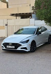 HYUNDAI SONATA SEL+ 2020 ‎• عدادات دجتل  ‎• شاشة + تحكمات شفتات ستيرن ...