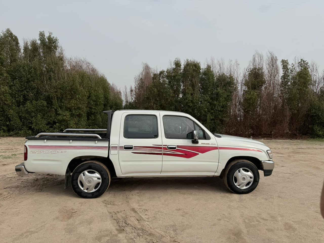 سلام عليكم.. سياره للبيع موديل ٢٠٠٣ .رقم وسنويه جديد صار شهر من جددت سياره جاهزه.. السعر ١١٠ بيها مجال .. مكان سياره بصرة سفوان.   ***********.
