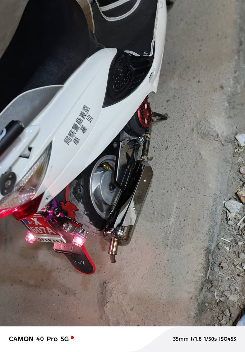 السلام عليكم للبيع صالنصه رياضي ستيل مال كامكو التفاصيل خاص لوه وأتساب ***********
