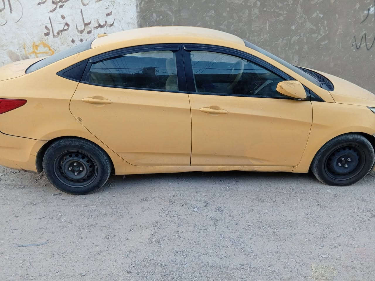 سلام عليكم البيع اكسنت أمريكي 2016 سيارة خير من الله محرك 1600 تخم تاير تبريد شغال حادث السيارة بنيد امامي مبدل جاملخ البصف السايق نفسيتة بس تعديل الضرر   بدون دواخل رقم بغداد رقم الهاتف ***********
