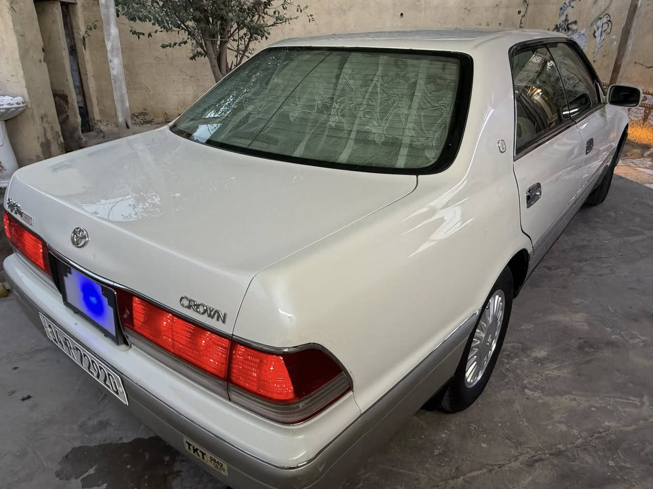 سلام عليكم راس ثور فلات البيع فقط موديل2000 رقم بصره نكليزي سنويه مجدده 2030 مكفوله كفاله من كص ونقل جثه ول عيب شرعي سياره جاهزه من كلشي تايرات جديد كهربائيات كله شقاله تبريد ثلج خلفي و نامي كير مكينه كارتون 3000فيشه و بطل حداديه فول توني شاده سياره فول من عده الفتحه لايت زنون عالي ناصي  العنوان البصره سعر 103 رقم الهاتف ***********.    ***********
