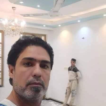 أشتغل صباغ بيوت تصليح بياض صبغ معالج رطوبه صبغ وجهات بنايات عاليه تغليف وراق جدران طلس ستان شغل مرتب ونضيف من بغداد ***********
