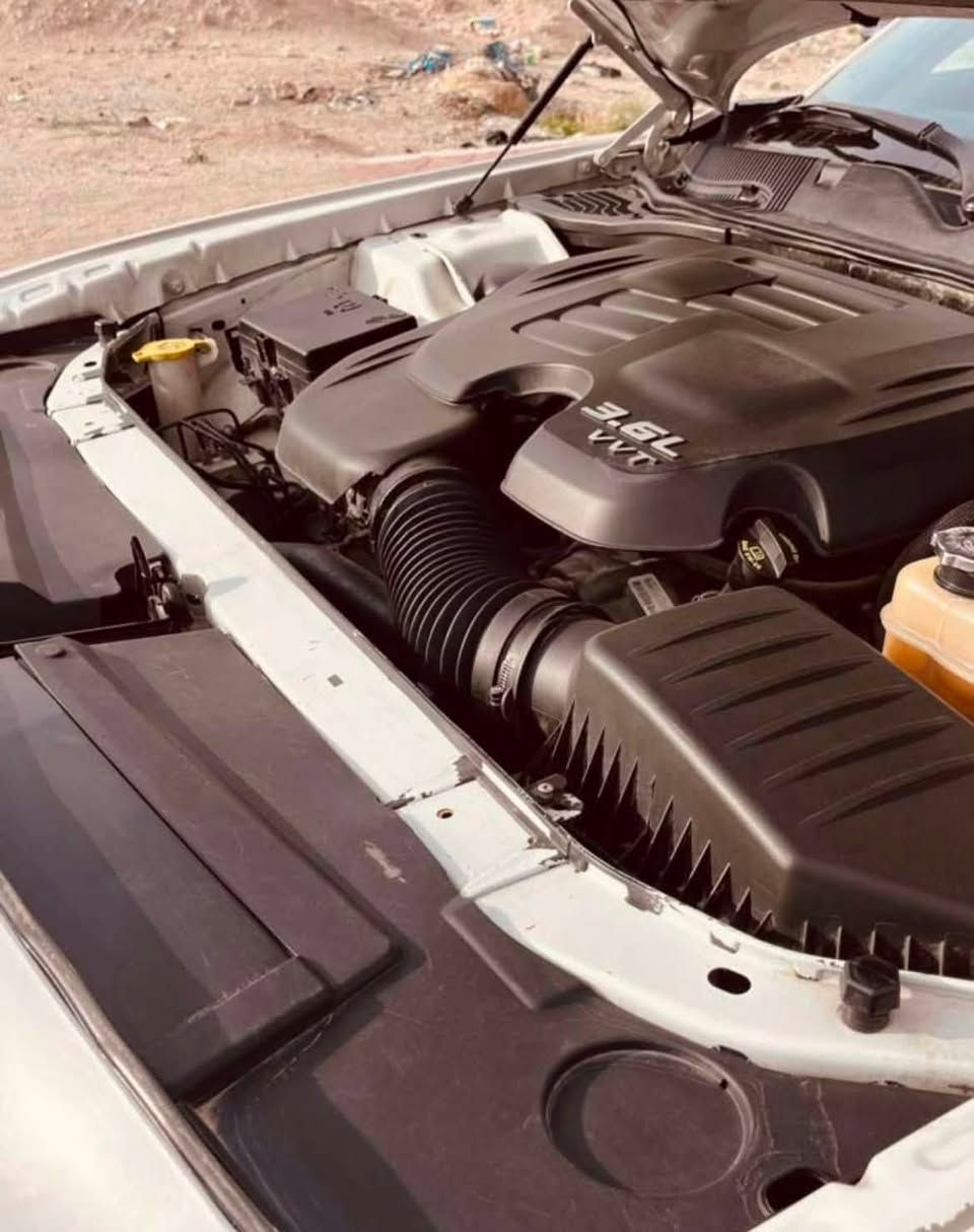 السلام عليكم
جالنجر 2020 SXT

محرك V6
رقم اربيل  بأسمي احولك يمته ماتريد 
ماشية 56 الف 

بصمة تشغيل وأبواب
شاشة كبيرة كار بلي فول اندرويد 
تشغيل عن بعد
كشنات كهرباء
كشنات جلد ومخمل 
هيتر مرايات
تبريد ثلج
LED أمامي خلفي
تو ويل بلاك توب
ويل 20 أسود
وضعيات القيادة سبورت
مكفول كير ومكينة وشاصي
حادث أمريكا نفسه
مبدل بنيد وبيها شبر صبغ بالجاملغ الايمن 

مكانه بصرة 
السعر 173 وبي مجال للشراي 

واتساب: ***********
