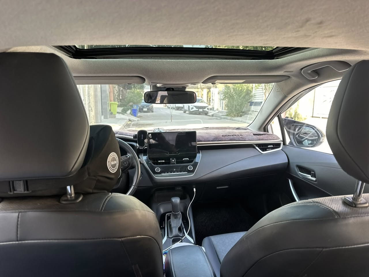 كورلا 2024   شكل خليجي هايبرد مكينه 1800 علامه سوده HEV   شحن ذاتي    مكفوله كفاله عامه  رقم بغداد بغداد اب اسمي
‎المواصفات 
مكينه 1800 هايبرد شحن ذاتي 
سلايت 
ماشيه ٣٢ الف 
كراسي جلد اصلي+ دركة جلد وحياكه  
رادار + تحديد مسار طريق + قيادة ذاتيه 
قرائة علامات الطريق المرورية
بصمة تشغيل + دخول ذكي  يدة الباب
هاندر بريك بصمة + اوتو هولد 
 بطاين بوب حياكه  مطرز 
كيجات ديجتل 
شاشه مسجل +تبريد بيانو + كامره خلفيه دوارة + كار بلي 
تبريد قطعتين 
لايت زينون عالي ناصي + بروجكتر لد زينون + لد صباحي زينون+ بكلايت لد 
 حساس اطار + حساس مطر + حساس لايت داينمك عالي ناصي اوتو 
ايفو مود + مود درايف + مانع انزلاق 
تحكم  الستيرن كامل مع كروس سرعه
 ايرباك عدد 10
ويل كب  حجم 16 
نقطة عمياء 
تقفل أبواب عند المشي 
***********

مكانه بغداد  شهداء البياع/سعر 152
