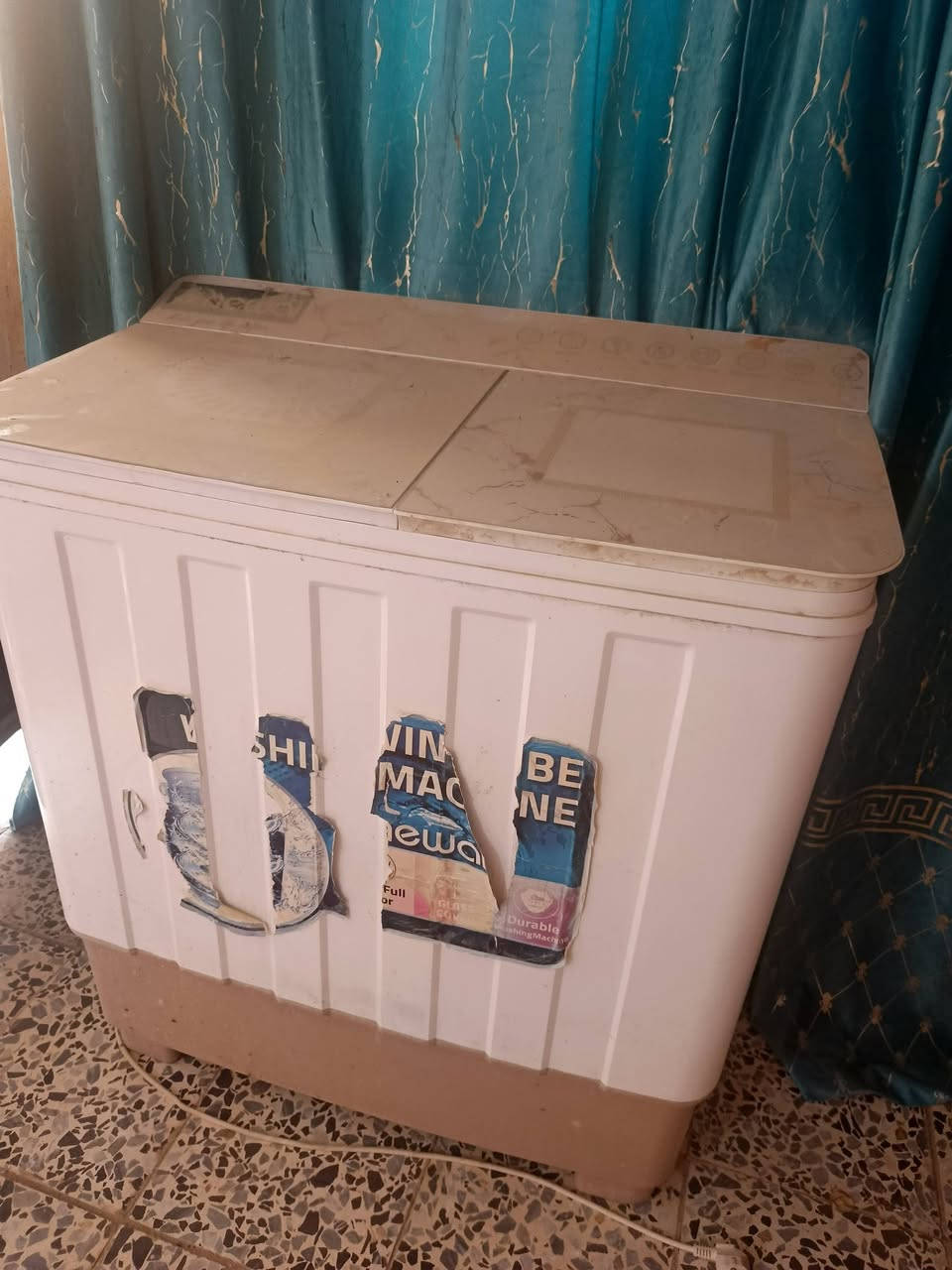 عندي ذني غراض بيت كامل والله العظيم مستخدمه فقط 6اشهر اوبيهم مجال


**إذا كنت صاحب هذا الإعلان وتريد حذفه لأي سبب، رجاءا أرسل رسالة إلى الدعم الفني**