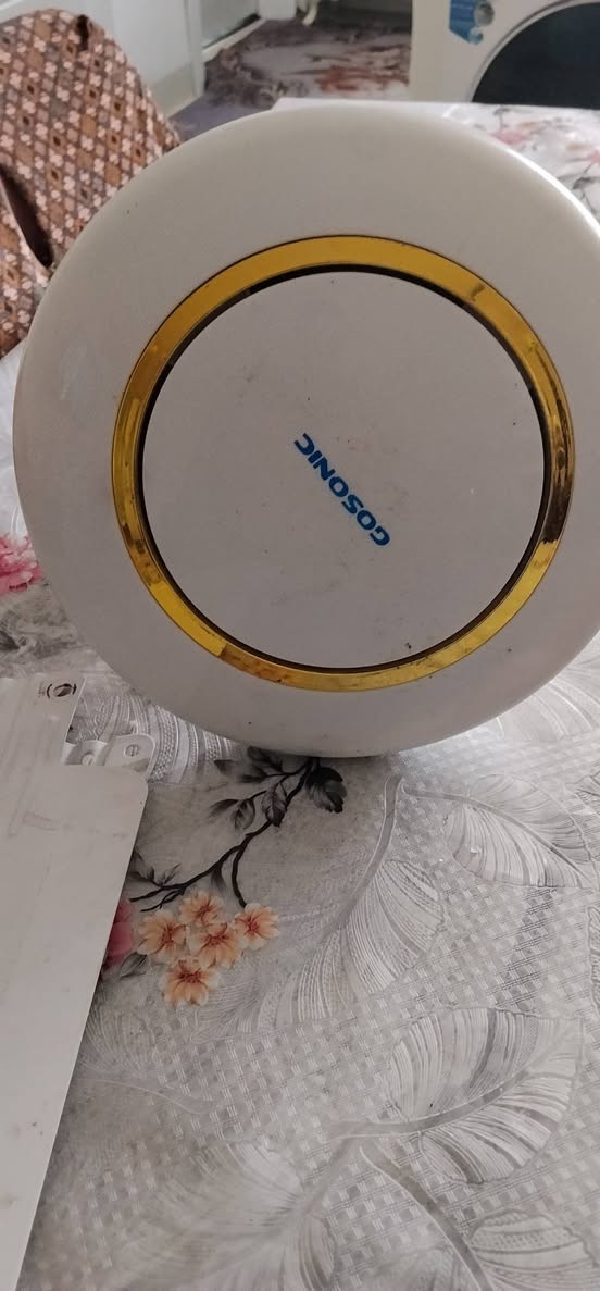 اغراض للبيع كلهم شغالات الثلاجة الكبيره 125 الثلاجة الصغيره 50 البنكات كلهم 30 جدر الضغط 10  ماطور الماء ثنينهم 15 غطاس 25 اوبن 35 بنكه سقفيه 15 مكانهم كركوك
***********
