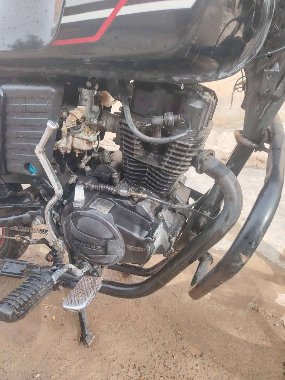 السلام عليكم دراجه دايوان ٢٠٢١ حلوه ومرتبه اوراق كامله كمرك بيهة مكينه مسكره فقط بتريهة شويه تعبان اشير لايت شغال هورن سلف هندر كامله مراوس بستوته او بيع *********** موقعي المجمع الصناعي
