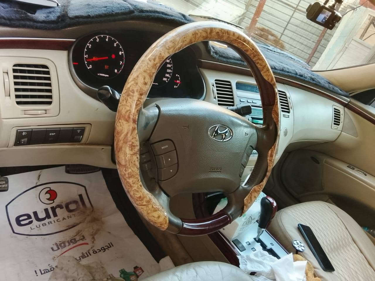 السلام عليكم ازيرا خليجي شركة الكاصديعني تجي فول مواصفات موديل 2008سيارة جاهزة من تبريد وكهربائيات وكير ومحرك داخل نظيف درايم شفتات جدد منظومة تبريد جديدة اي استفسار رقمي بي واتساب ***********عنواني بغداد الكرادة السعر 84بيها مجال قليل ملاحظة سيارة بيها اربع قطع مصبوغة بدون معجون رش فقط
