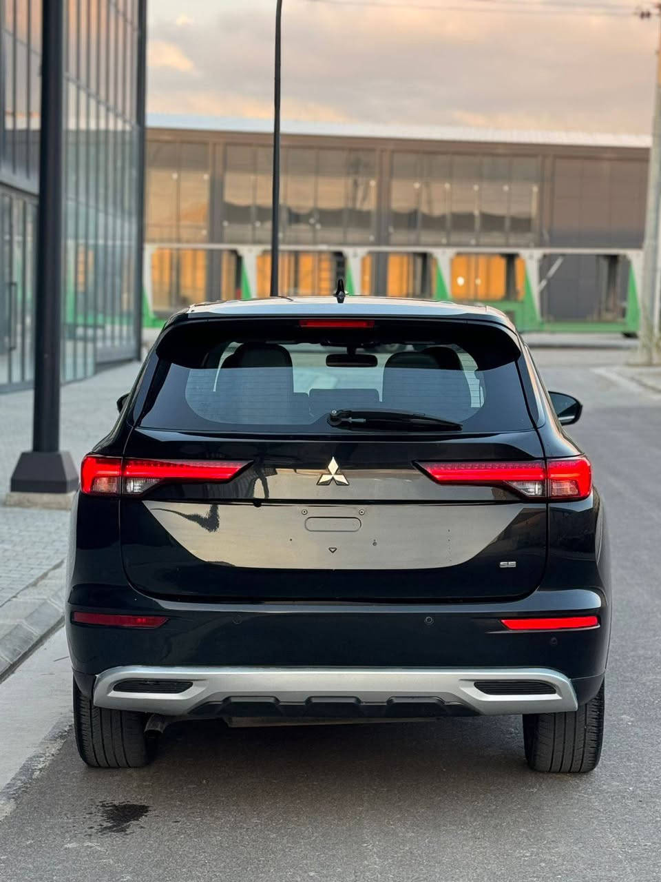 میستۆبۆشی ئاوتلاندەر 2024 مواسەفات SE 
دبل اكسل 
كاميرا 360
سێ ڕیز کوشن 
بێ بؤیاخ بێ ایرباگ 
یەک پەڵە PDR هەیە 
ژمارە کاتیە  
شوێن سلێمانی   

سـعـر : لە کۆمێنت داوابکە ڕاستەوخۆ بۆت دێت 📥 

گێر و مەکیەنەی بەشەرت 
هیچ کێشەیەکی تێدا نییە 

ژمارەی خاوەنەکەی 
***********
