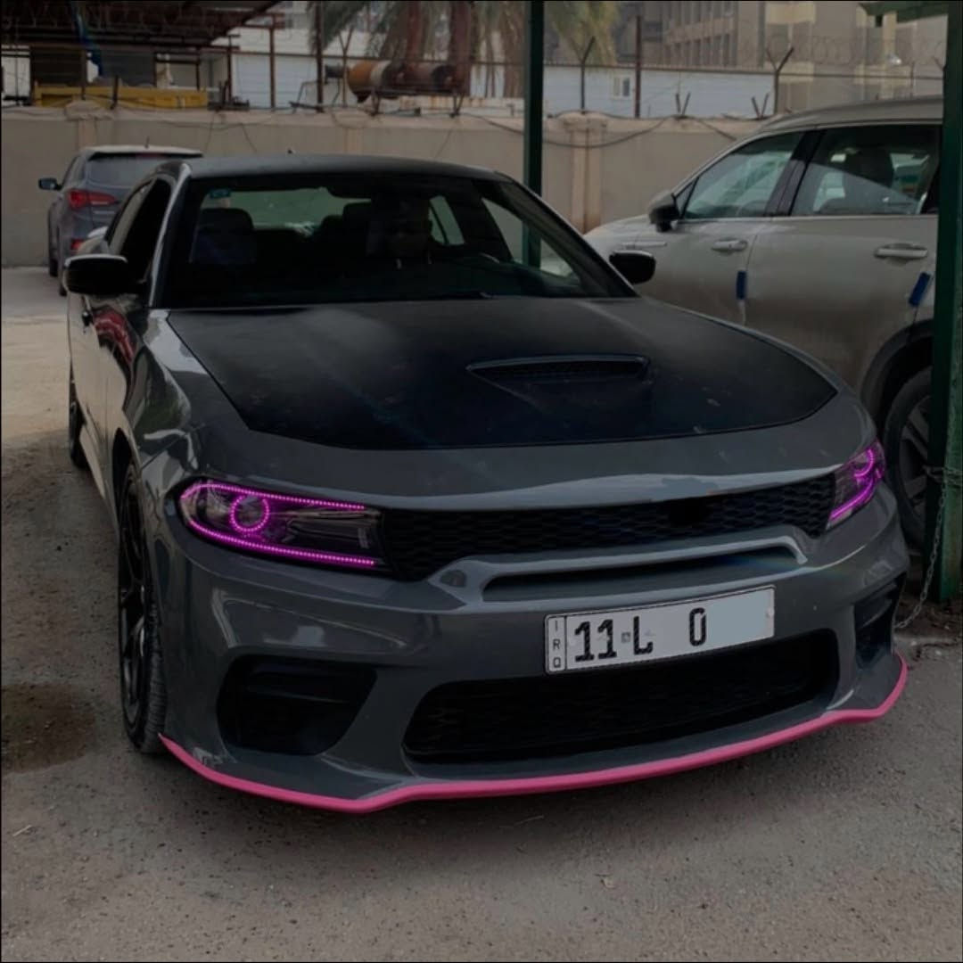 السلام عليكم… جارجر SXT محدثه SRT وايد بدي بدون نفخات موديل 2023 اصل السياره ماشيه 30 مايل يعني بعدها جديدة حادثها جاملغ خلف السياق اذا تريد صور الحادث تفضل خاص و تشلع عيوني السياره رقم بغداد سعرها بـ240 و بيها مجال للطيبين.

الشراي يتفضل على هذا الرقم ***********
