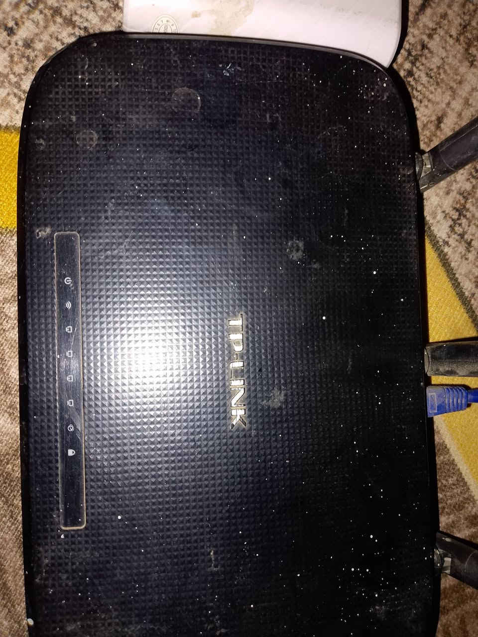 منضومه انترنت كامله للبيع مع يوبيس وياه جديد 
اتصال 0772768258


**إذا كنت صاحب هذا الإعلان وتريد حذفه لأي سبب، رجاءا أرسل رسالة إلى الدعم الفني**