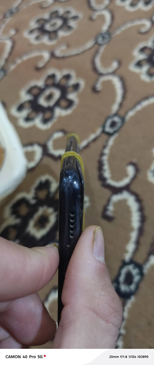 السلام عليكم شاشةشرط شغال نضيف جهاز بوكو3×رقمــ***********ــ
