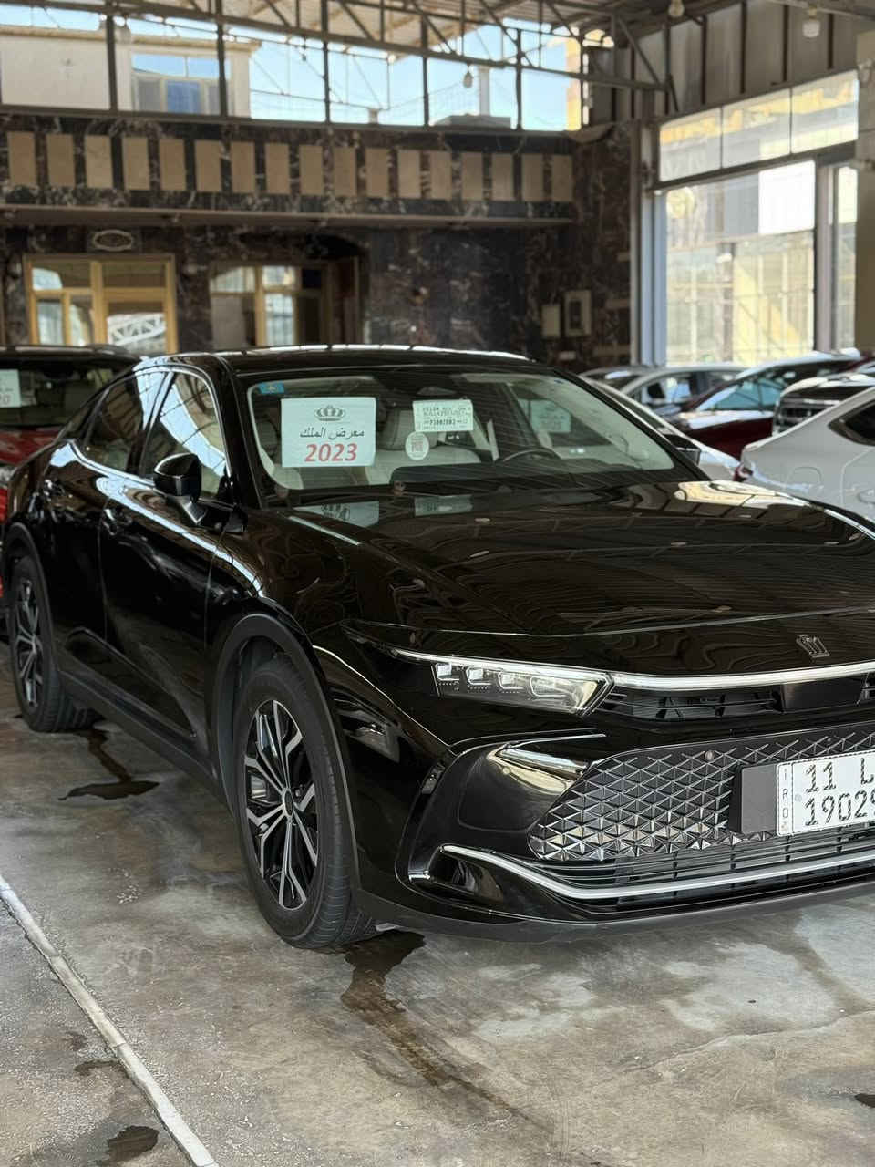 🔷معرض الملك لتجارة السيارات الحديثة🔷

             🔥تويوتا كراون برمينيوم A2 🔥

                    🔥موديل 2023  لون اسود🖤🔥
       
                  🔥مستخدم عداد المشي 6 فقط 🔥

الموصفات
🔹هايبرد 
🔹دخول ذكي 
🔹لون اسود 🖤🖤
🔹بصمة تشغيل 
🔹خران ميمور 
🔹لد امامي 
🔹لد خلفي 
🔹كراسي كهرباء 
🔹داخل جلد 
🔹برده خلفيه 
🔹هندبرك بصمة 
🔹تبريد كشنات 
🔹تدفئه كشنات 
🔹شاشه كبيره 
🔹لايت زنون 
🔹قطعتين تبريد 
🔹اوتو هولد 
🔹لايت عدسات 3
🔹نفكيشين 
🔹كامره خلفيه دواره 
🔹كامرات ٥ 
🔹ستيرن كهرباء 
🔹رادارات ٣٦٠ 
🔹سستم سماعات jpl
🔹مري كهرباء 
🔹اشاير بل مري 
🔹تحكمات جهتين 
🔹دبل كروس سرعه 
🔹تحكمات بل مقاعد 
🔹ويل كب حجم ١٨ 
🔹حساس تاير 
🔹سلايت روف 
🔹رقم بغداد  
🔹باقي الموصفات المعروفه للبرمينوم

            🔥يوجد بيع ورشاء وامرواس🔥

للستفسار زياره الموقع بغداد النهضه فرع الثالث فرع المصرف

او الاتصال عله الارقام 
***********
***********
