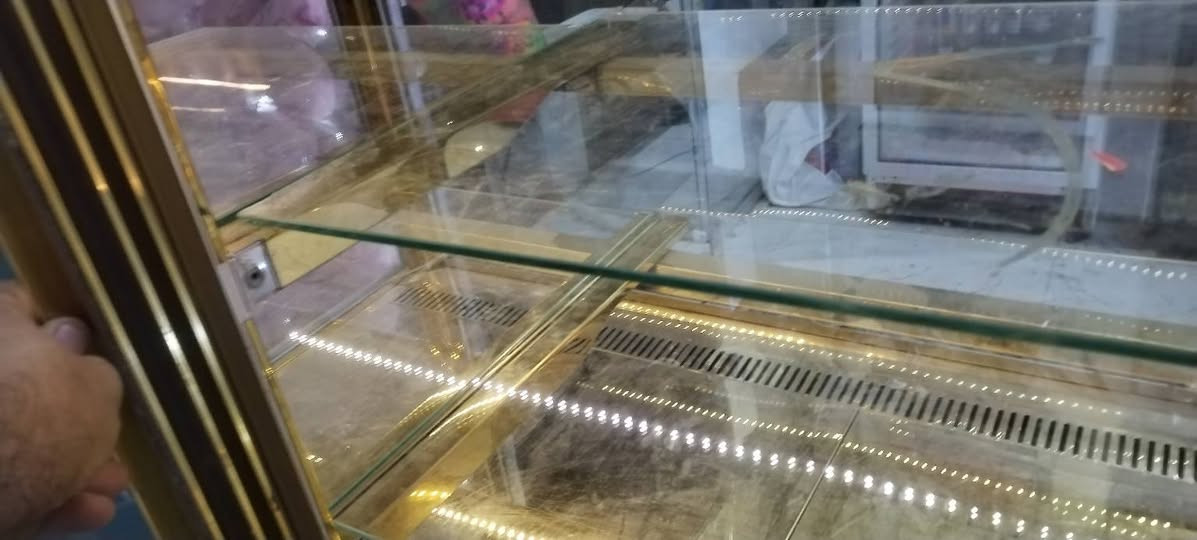 براد كيك للبيع شرط الشغل والضمان تركي سعره 600
للاستفسار الاتصال على الرقم *********** او مراسله الصفحه العنوان الناصريه الموحيه
