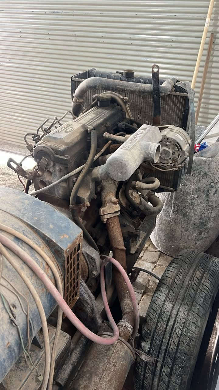 السلام عليكم
مولدة محرك كيا 10 KV
45A شرط شغالة مابيها اي نقص
***********
