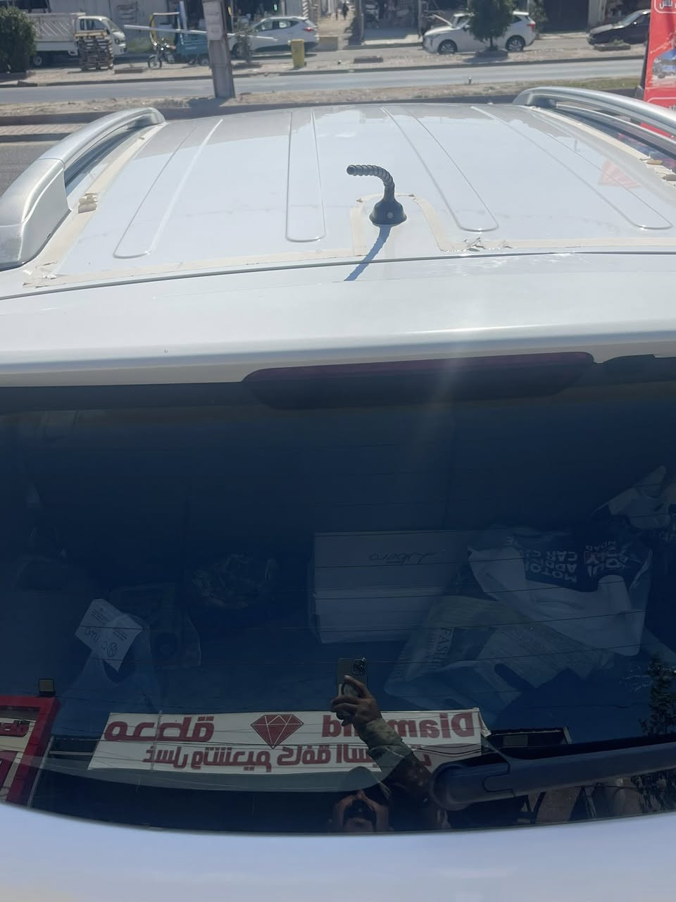 كيه سورنتو
موديل 2015
خليخي فول موصفات 
ماعده البنراما كشن كهربائي 
بصمة تشغيل
 بصمة أبواب
كشنات جلد 
بكلايتات لد
حساس خلفي 
حساس امامي
لد امامي 
٧ راكب
مري شفط
كامره خلفيه 
مكفولة كفاله عامة 
محرك ٦ 
ماشية١٢٠ كيلو 
 
لاستفسار :***********
عنوان بغداد 
سعر : 205وبيه مجال قليل
