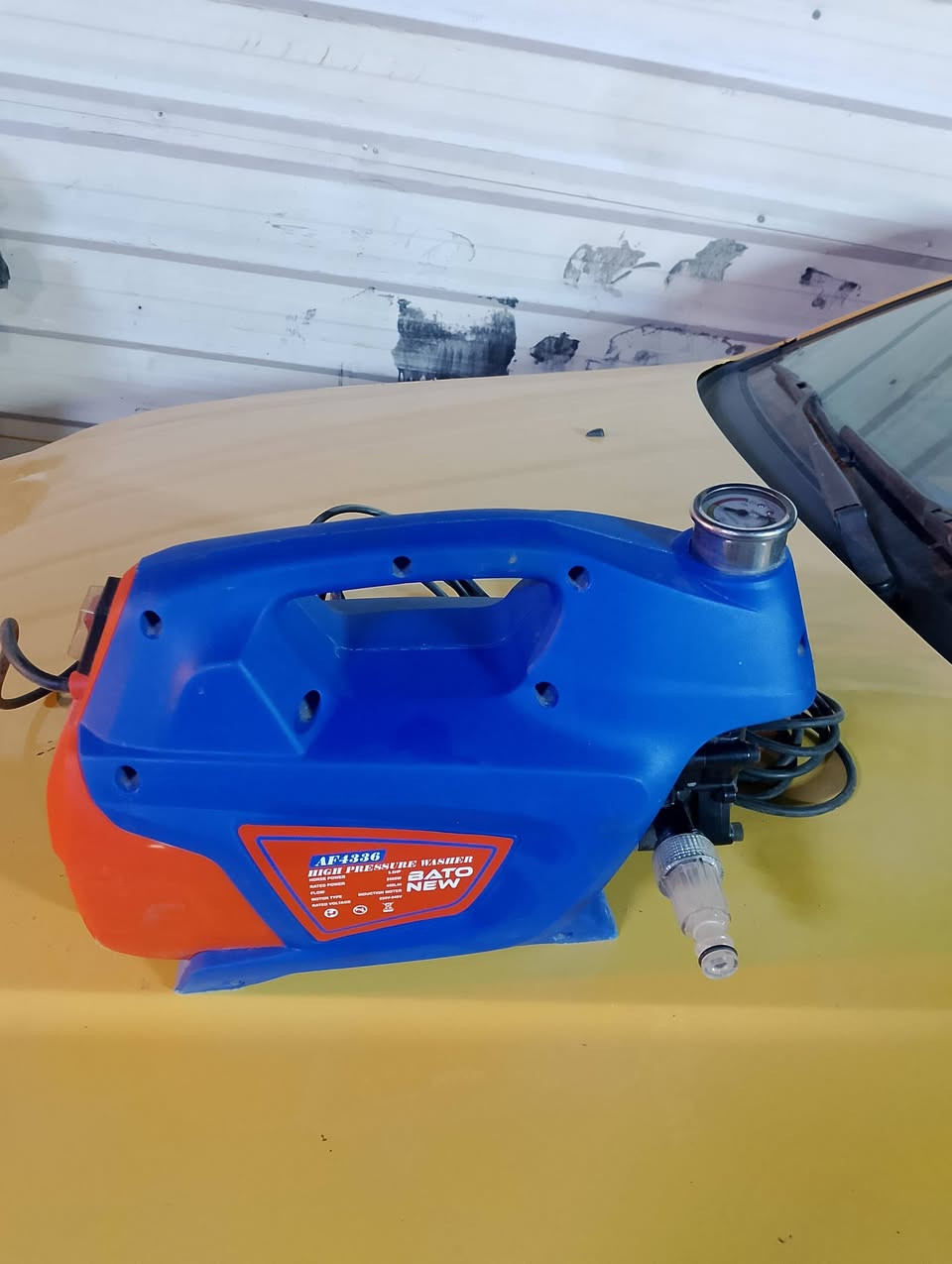 غراض للبيع شارع فلسطين قرب مستشفى الكندي ***********
