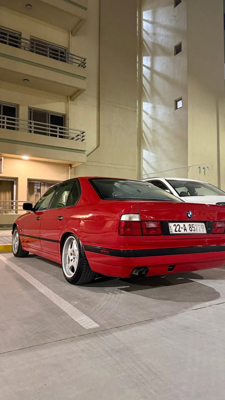 BMW موديل 91 رقم اربيل وبسمي مكانها بغداد زيونه حجم 525 هزه وسنويه جديده بيع مستعجل
ستفسار ***********    

 سعر 68
