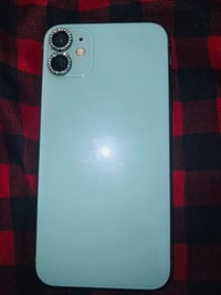 آيفون • نضيف