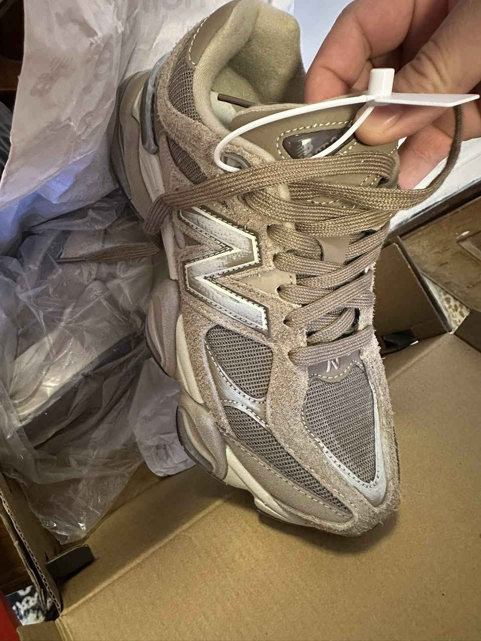 السلام عليكم شباب تكرمون اخذيه واحد جوردن نايك وثاني نيو بلنص السعر اثنيهن 75 الف


**إذا كنت صاحب هذا الإعلان وتريد حذفه لأي سبب، رجاءا أرسل رسالة إلى الدعم الفني**