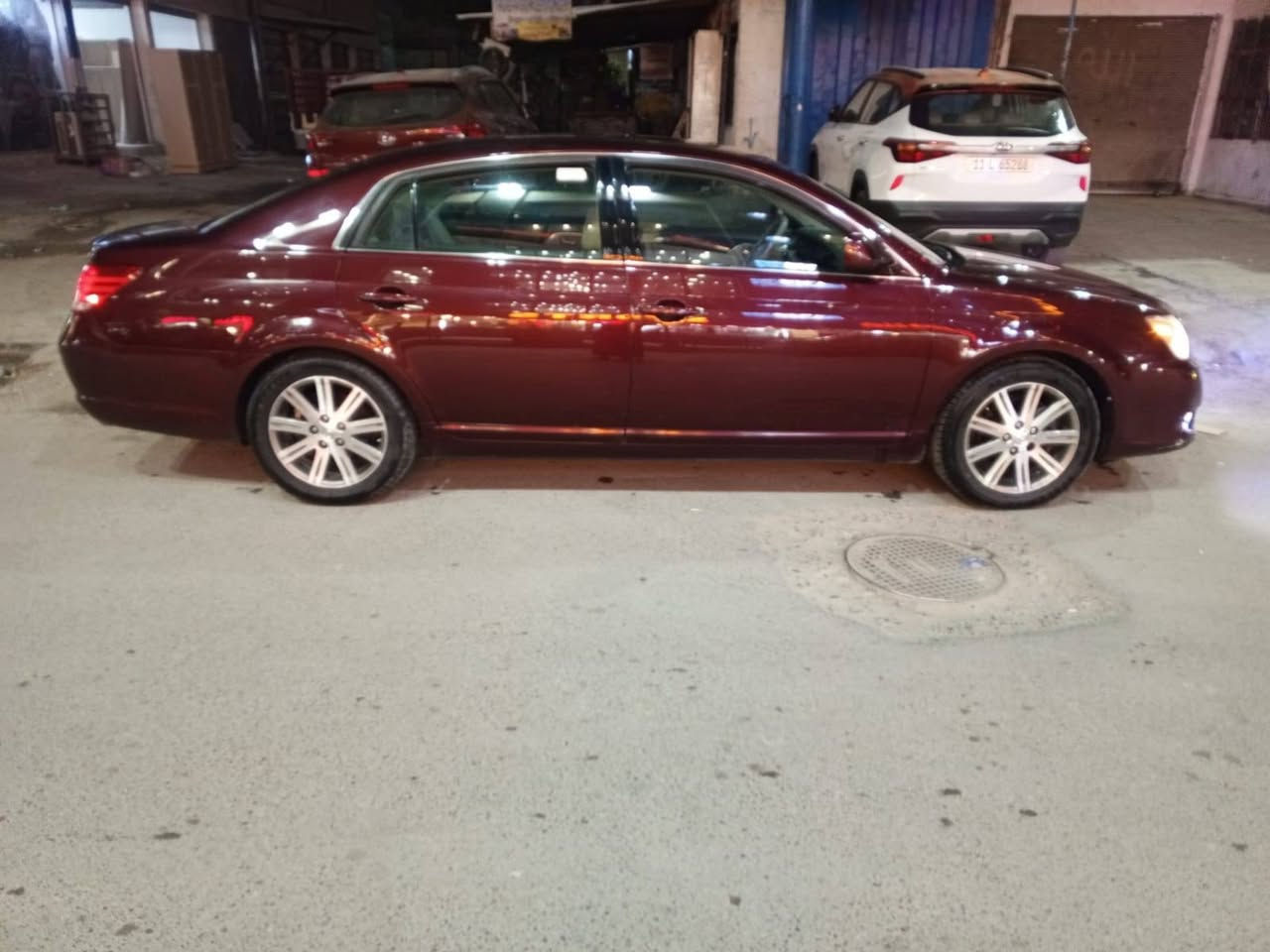 السلام عليكم اخوان للبيع تيوتا افلون موديل 2009 رقم اربيل الدولي رقم وسنويه وهزه كله جديد سياره فول موصفات لاخير سياره كير محرك داخل مكيانيك كله شغال مكفوله كفاله عامه من عده بارد فقط موضح بل سونار السعر 123 ورقه وبيه مجال لشراي للاتصال بل رقم *********** مكان سياره للبيع بغداد, العراق
