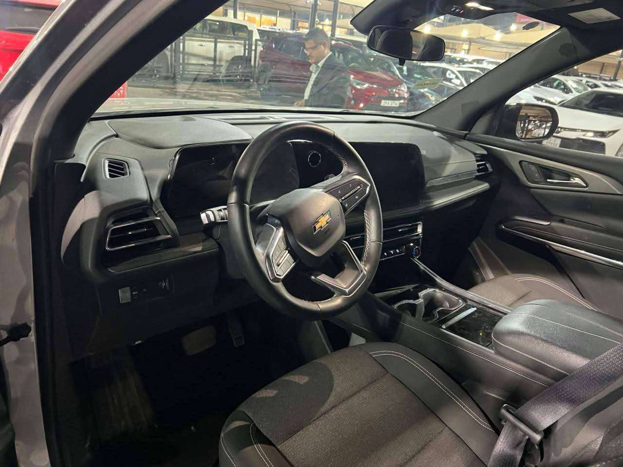 ترفرز الشكل الجديد 2024 LT  🛤🚙 ماشيه 
تبديل فقط قبق جنطه (بدون اضرار بك لايت ولا دعاميه) 

 فقط القبق  الباقي كله بلادي 

كير مكينه حداديه تبريد كله جاهز 100٪ ✓

رقم كربلاء 

ماشيه 13 الف

للاستفسار 

***********
السعر 320$
