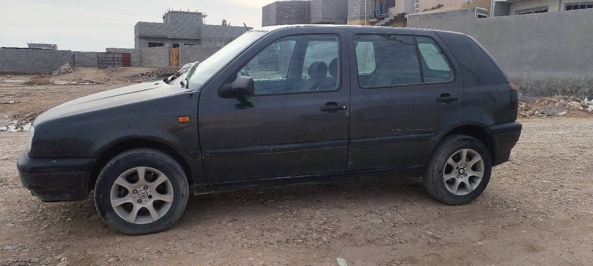 كولف موديل ٩٤ بغداد بسمي كير اوتماتيك تحويل مباشر سياره بلاديه بدون حادث بدون معجون صبغ جماليه كير مكينه مكفول تبريد شغال سعر ٣٦ مكاني راشديه مال لحسينه ***********
