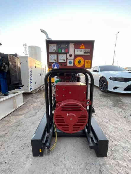 مولد افيكو إيطالي 3 بستم راس التوليد 30 كيفي نوع ميكالته إيطالي المولد غير مستعمل بالعراق اخو الجديد نظام حماية شاشة اوتو شرط المولد على وضع الشركة العنوان بابل الشوملي للإستفسار ***********
 *********** يوجد توصيل لكافة المحافظات
