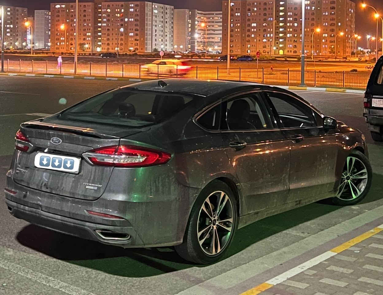 سيارة فورد فيوجن تيتانيوم 2020
رقم اربيل وارد امريكي الضرر٣ قطع بسيطة. 
فول مواصفات كشنات جلد تدفئة وتبريد رادرات .
السعر 140 ورقة وبيها مجال 
اي استفسار هذا رقمي بي واتساب ***********
