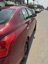 سني فيرسا ٢٠١٩  رقم بغداد بسمي  تفاصيلها موجودة بلسونار  مكان شارع فلس...