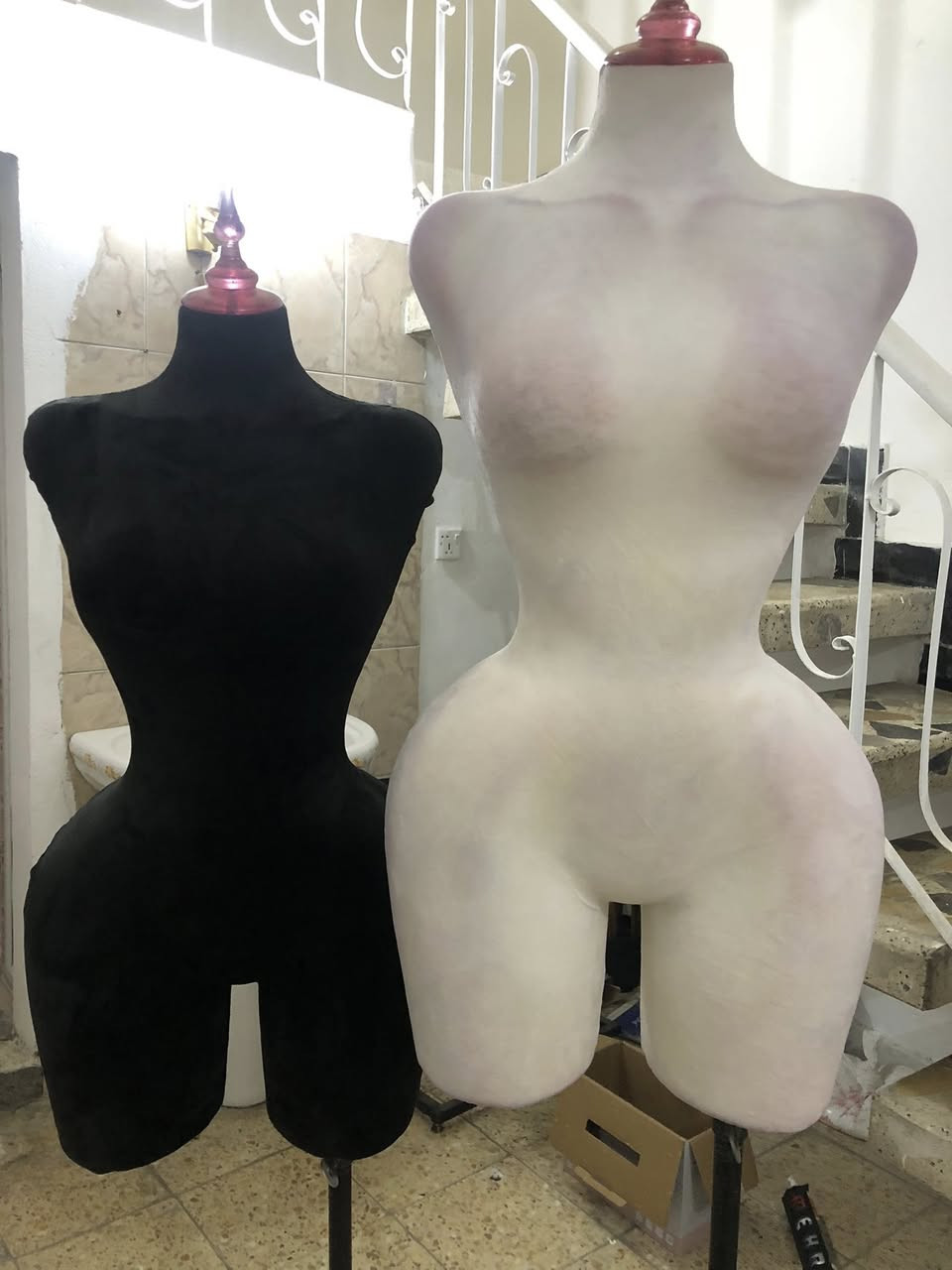 السلام عليكم للبيع مليكانات كامله جاهزه نضيفات حيل العد٣ قطع سعر القطعه ٥٠ الف شراي تواصل على رقم ***********
