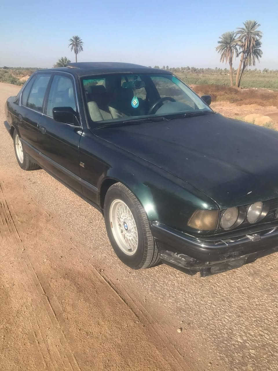 سلام عليكم للبيع 740 موديل 93جاهزه فول مواصفات رقم بغداد سعره 50للتواصل *********** كربلاء طويريج
