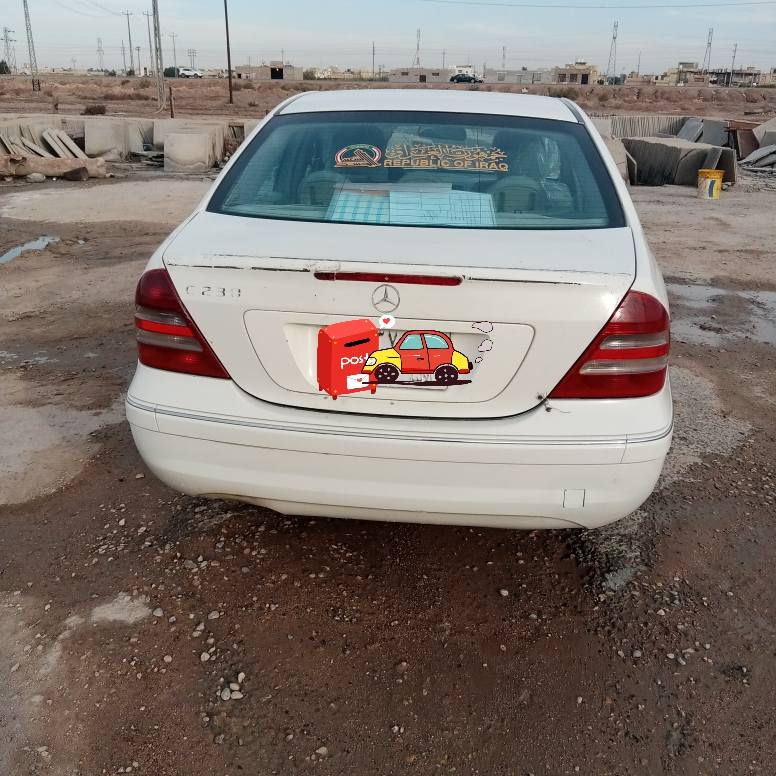 سلام عليكم مارسدس حجم 230 سياره ادوات حاويه مكفول مكينه محور 2ونص سياره جاهزه السعر 38وبيه مجال رقم ***********
