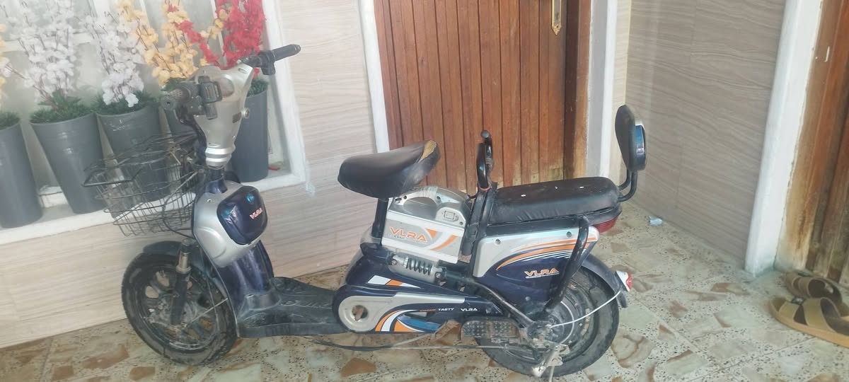 سلام عليكم دراجه شحن سرعه 60بطارياتهه تعبانه رايدهه 125مكاني بغداد ***********
