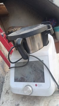 غراض مطعم للبيع مكاني بغداد مدينه الصدر  07719198187