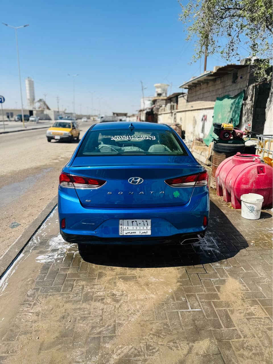 سلام عليكم سوناتا مديل 2019 وارد امريكي نص فول معوقين 
السياره صارت حره تعال وحول 
 حادثها موجود بل صور بلاقي كفاله 
السياره ماشيه 72 الف سياره نضيفه وهواي مرتبه 
كلشي شغال بيها مكينه كير كهربايات طك سويج وطلع 
المكان البصره *********** هاذه رقمي بي الوتساب وتصل وبخدمتك 🤝 البصرة, العراق
