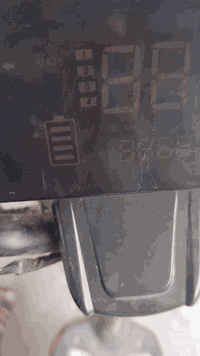 السلام عليكم ورحمة الله وبركاته دراجة شحن للبيع موديل 23 بطاريات فول مواصفات كهربائيات كلهة شغالة السعر 200وبيهة مجال للطيبين اي استفسار على هذا الرقم ***********
