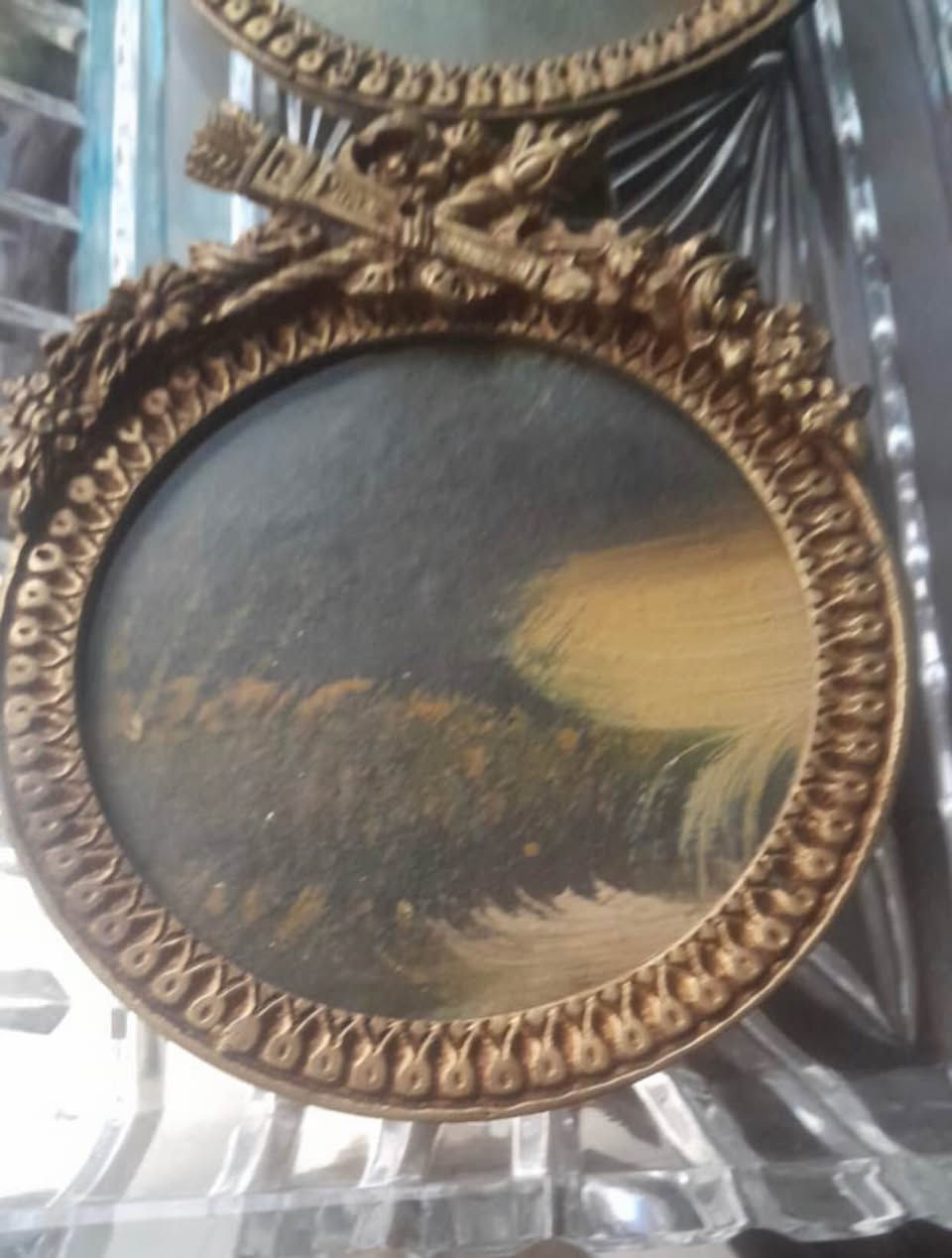 ‎براويز ميداليه نحاس 
رسم زيت‎ الاسكندرية, مصر


**إذا كنت صاحب هذا الإعلان وتريد حذفه لأي سبب، رجاءا أرسل رسالة إلى الدعم الفني**