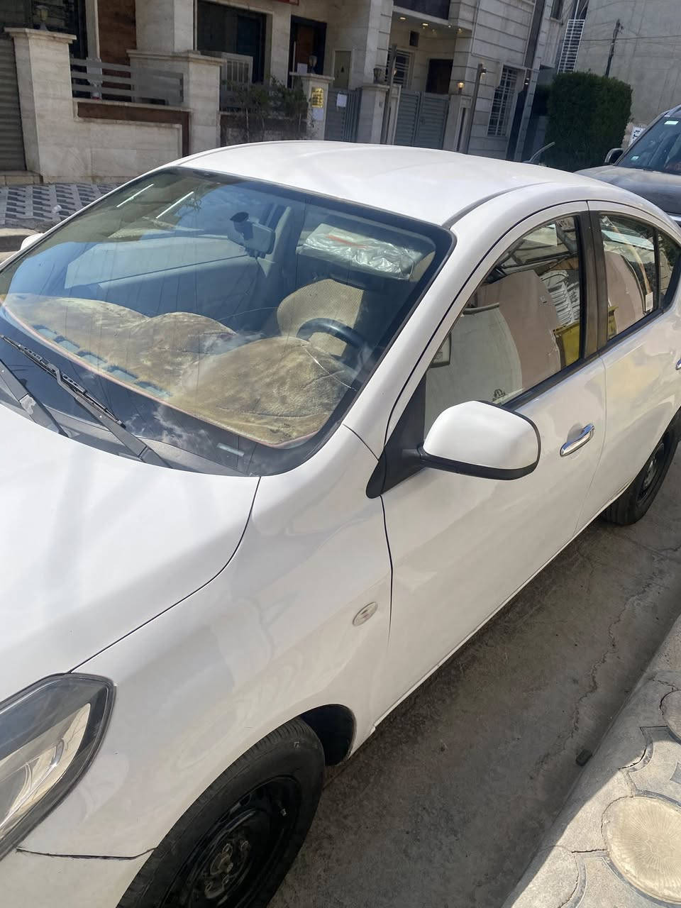 سلام عليكم
نيسان سني هندي موديل 2019
صبغ نصف باب سايق مع تبديل جاملغ عكس سايق
ماشية127الف 
تبريد تدفئة بلادي 
رقم جديد انكليزي باسمي سياره
سيارة نضيفة ونصبته حلوة 
للتواصل ***********
